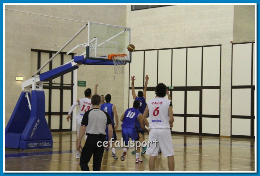 121223 Aquila 285_tn.jpg